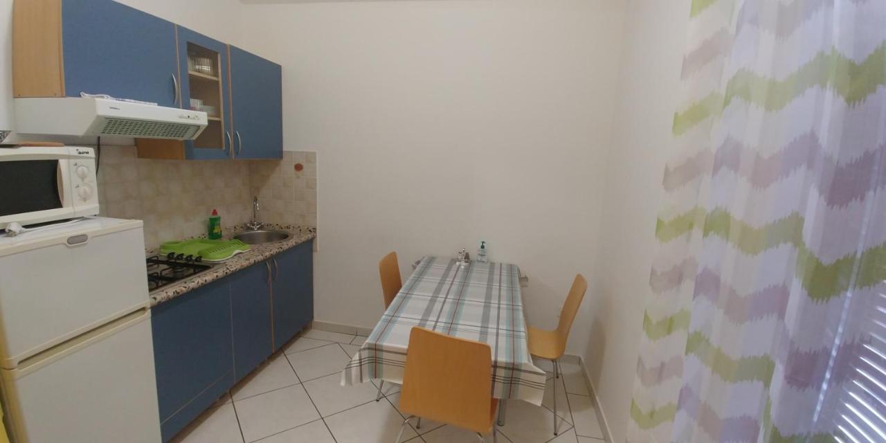 Apartments Paula Starigrad Paklenica Zewnętrze zdjęcie